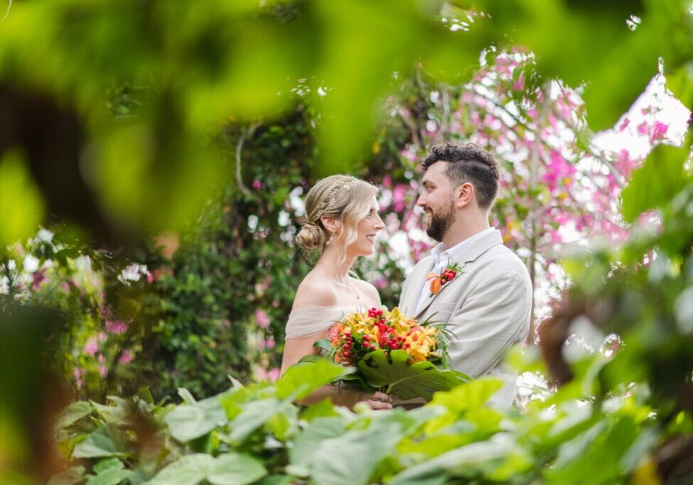 colorful-wedding-photography-hacienda-siesta-alegre-puerto-rico-006