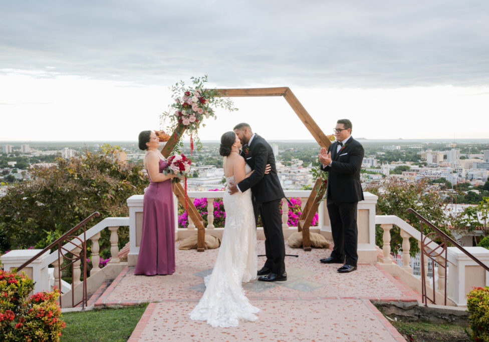 fotografia de bodas en castillo serralles en ponce puerto rico