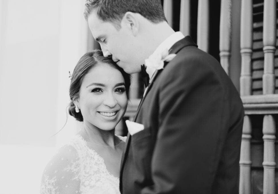 fotos de boda recien casados en viejo San Juan por fotografa camille fontz