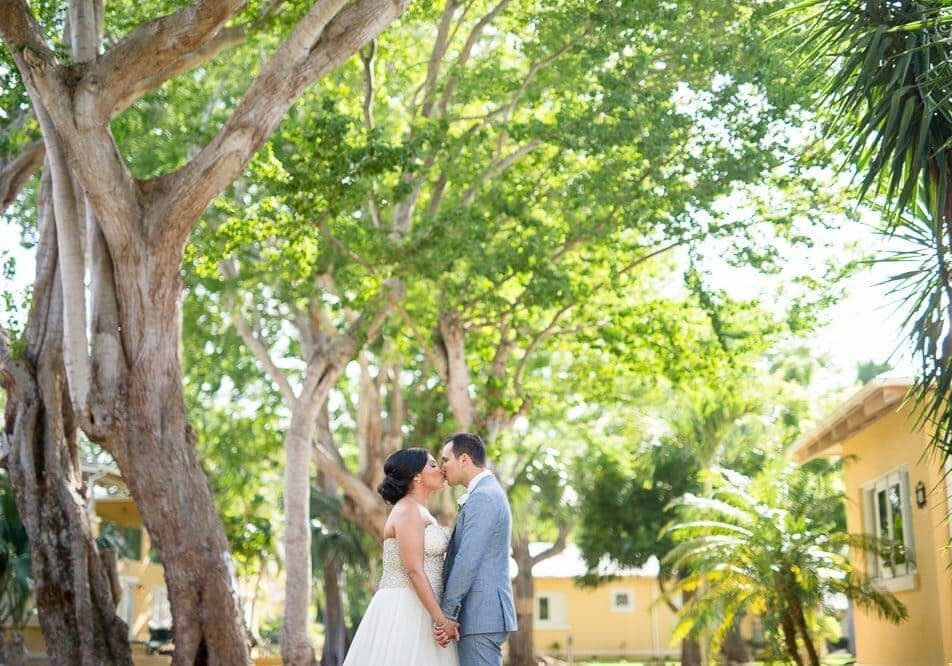 Newlywed destination wedding photography at Villa Montana by Puerto Rico photographer Camille Fontanez