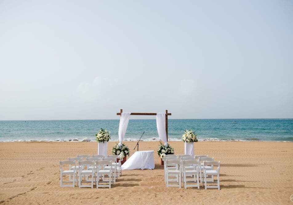 destination wedding photography at the wyndham grand rio mar wedding venue